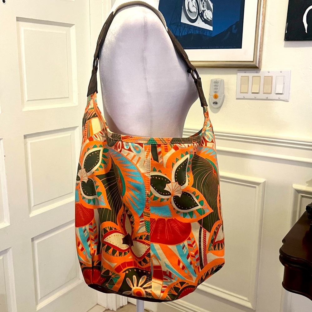 EUC O'Neill Colorful Floral Canvas Shoulder Bag